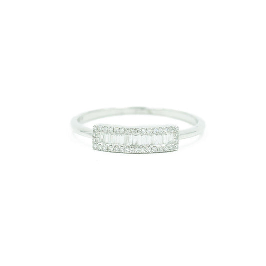 14KT White Gold Diamond Pave and Diamond Baguette Ring